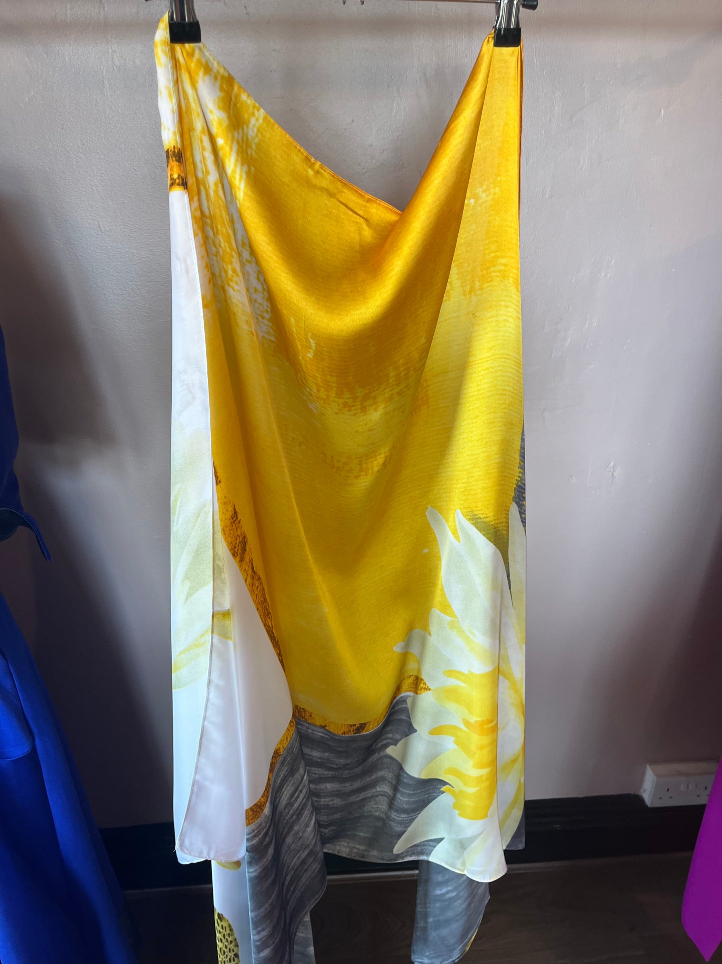 Yellow and grey print