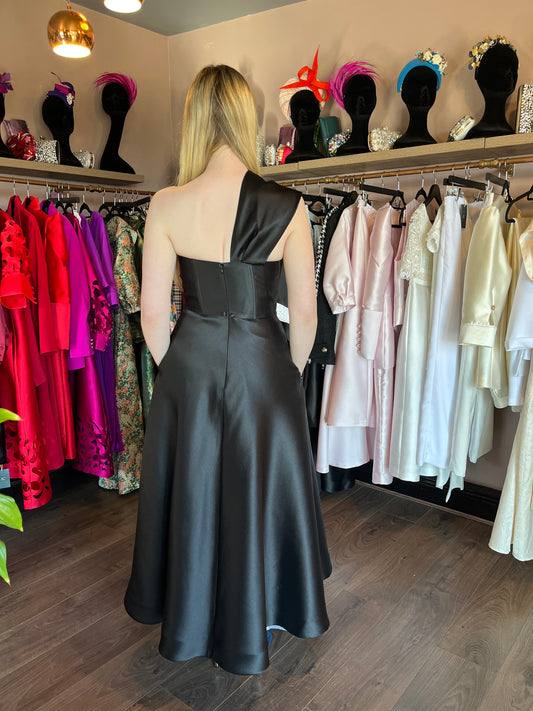 Black One-Shoulder Sample Gown