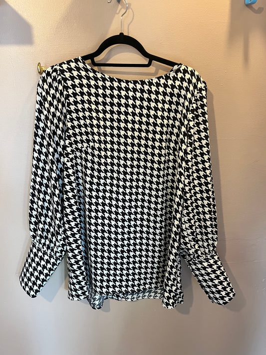 Black And White Blouse Sample