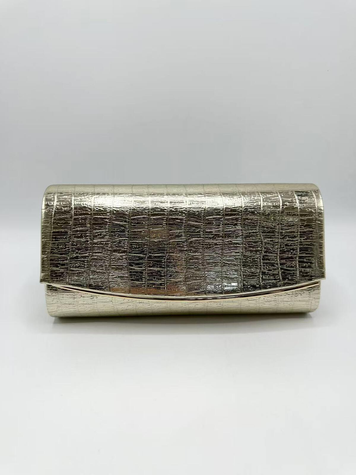 Scale Effect Clutch